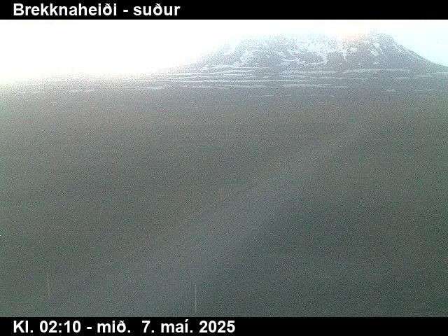 Click for full screen live camera. Brekknaheiði til suðurs