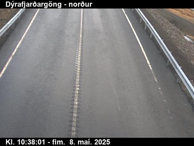 Click for full screen live camera. Dýrafjarðargöng séð út Dýrafjörð