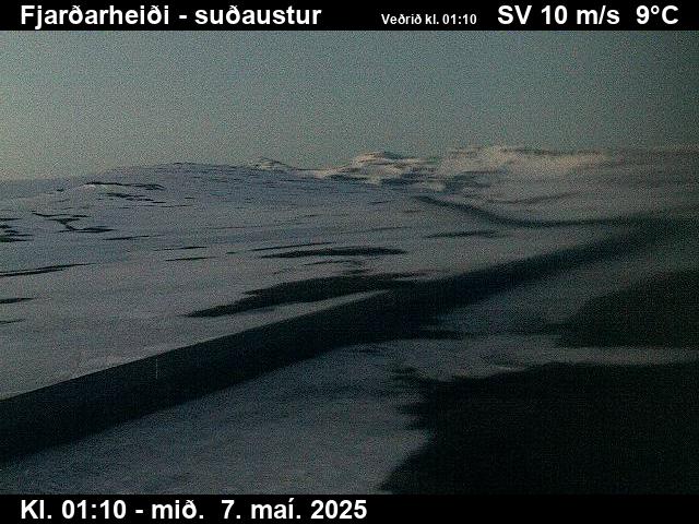 Click for full screen live camera. Fjarðarheiði séð til suðausturs