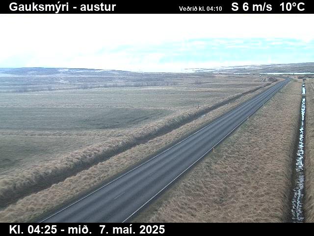 Click for full screen live camera. Gauksmýri séð til austurs