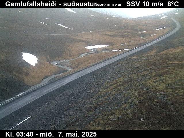 Click for full screen live camera. Gemlufallsheiði séð til suðausturs