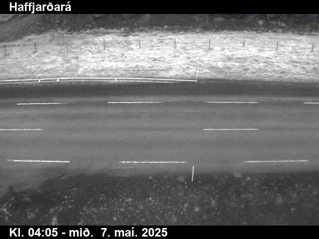 Click for full screen live camera. Haffjarðará niður á veg