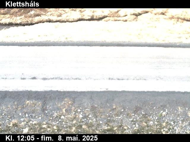 Click for full screen live camera. Klettsháls niður á veg