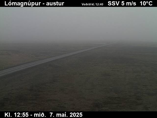 Click for full screen live camera. Lómagnúpur séð til austurs