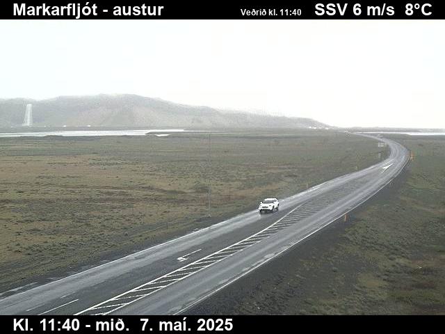 Click for full screen live camera. Markarfljót til austurs