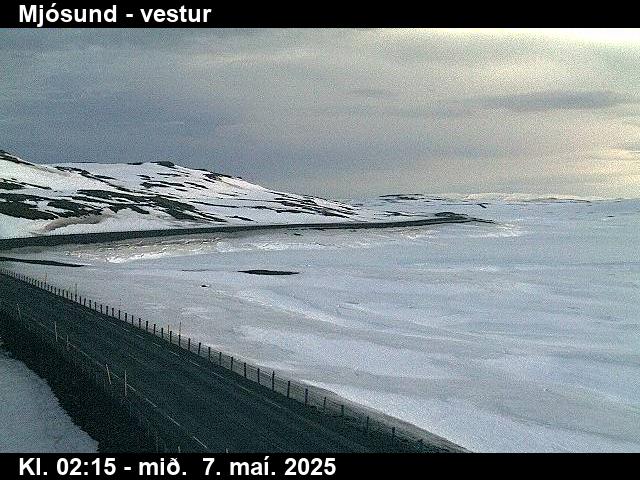 Click for full screen live camera. Mjósund til Egilsstaða