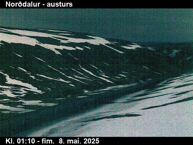 Click for full screen live camera. Norðdalur til austurs