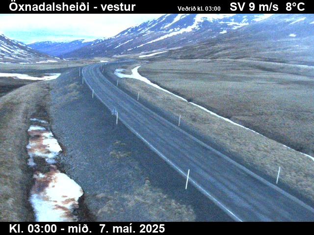 Click for full screen live camera. Öxnadalsheiði séð til vesturs