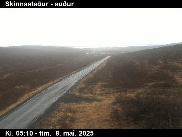 Click for full screen live camera. Skinnastaður suður