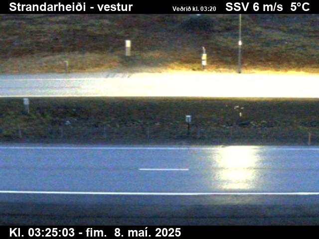 Click for full screen live camera. Strandarheiði séð niður á veg til vesturs