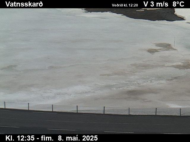 Click for full screen live camera. Vatnsskarð niður á veg