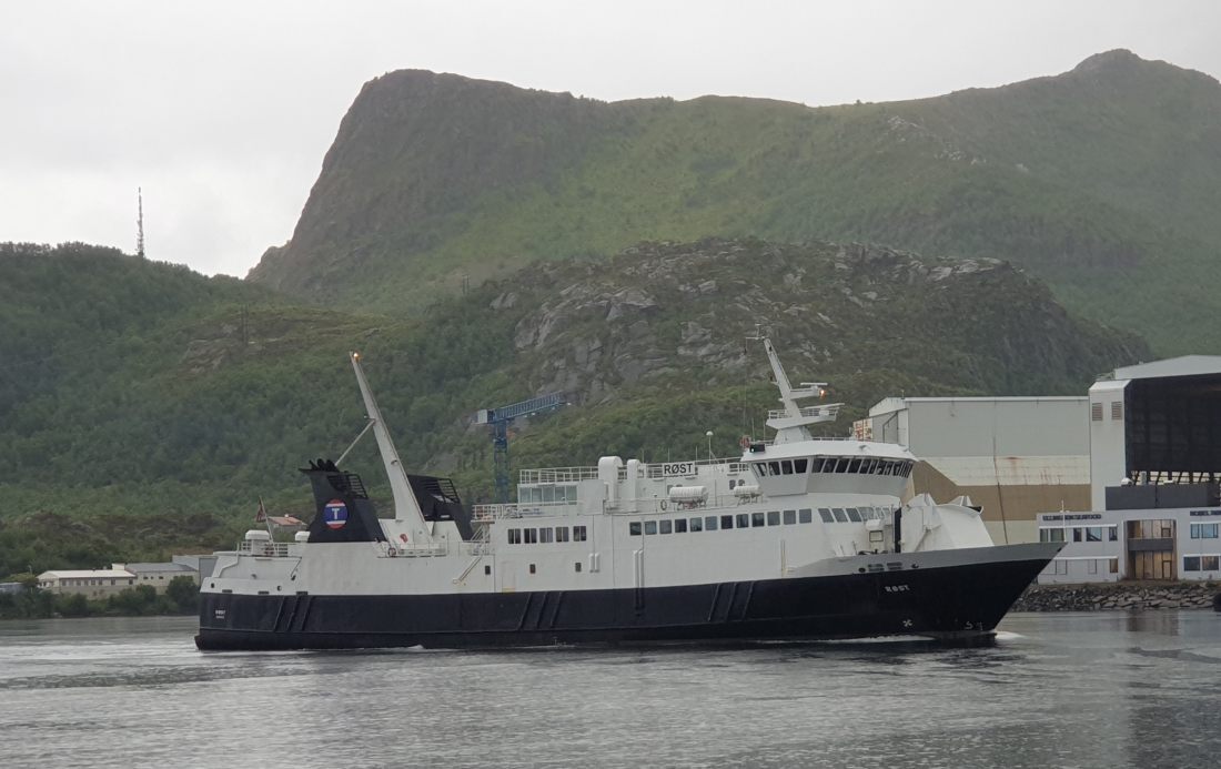 Ferjan Röst mun líklega hefja siglingar á Breiðafirði seinni hluta októbermánaðar.
