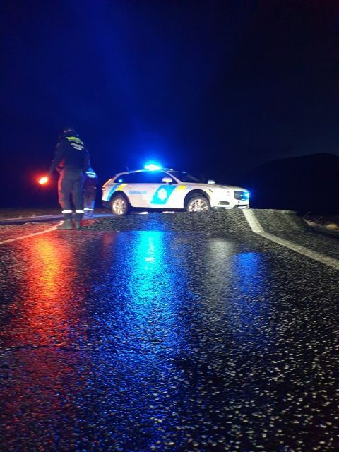 Grindavíkurvegur um kl. 18:00
