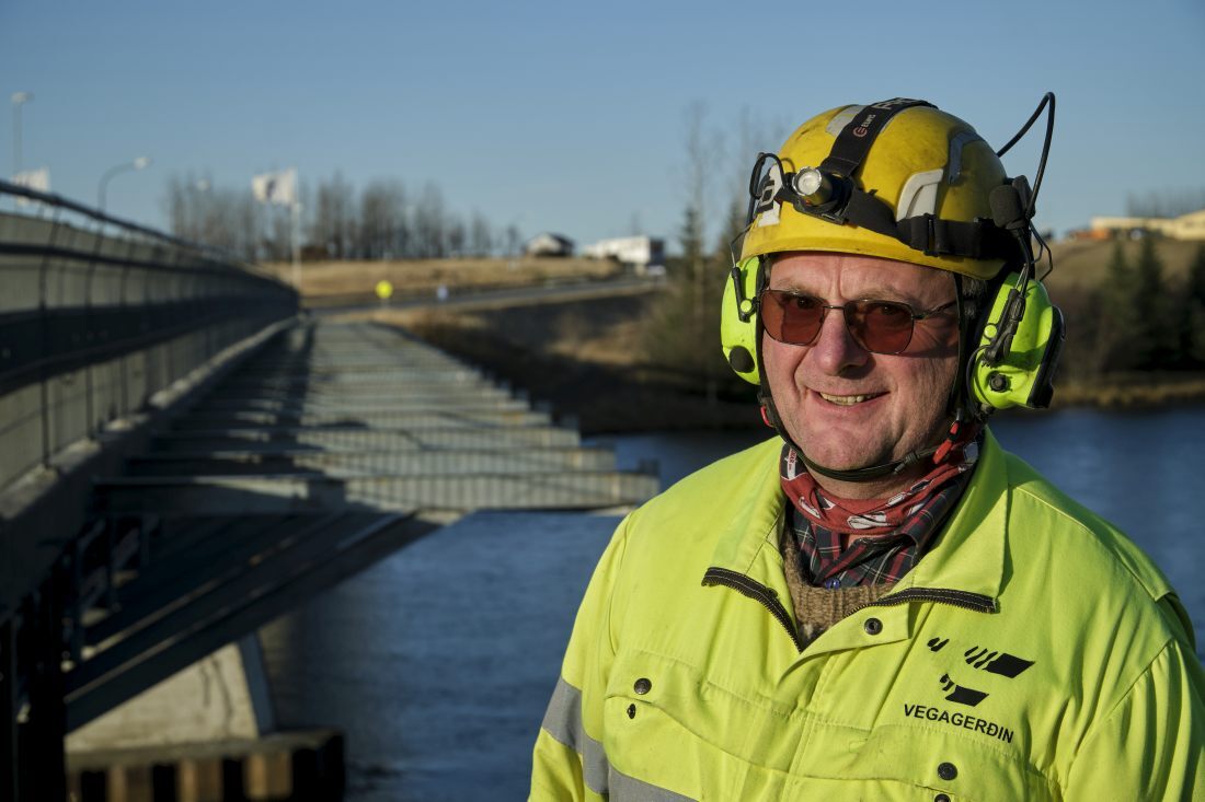 Sigurjón Karlsson, yfirverkstjóri brúarvinnuflokksins.