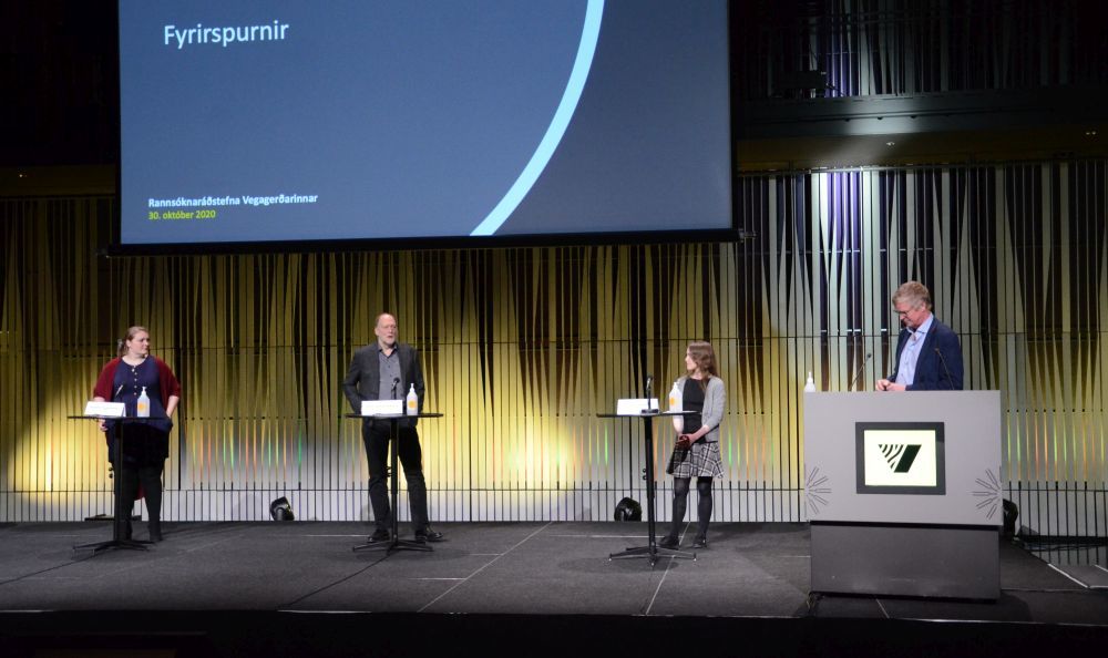 Fyrirspurnartími 2.
