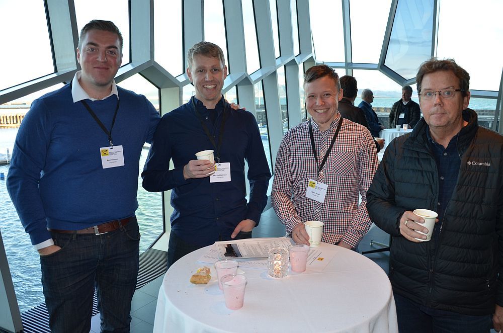 Gestir fengu tækifæri til þess að fá sér kaffi milli fyrirlestra.