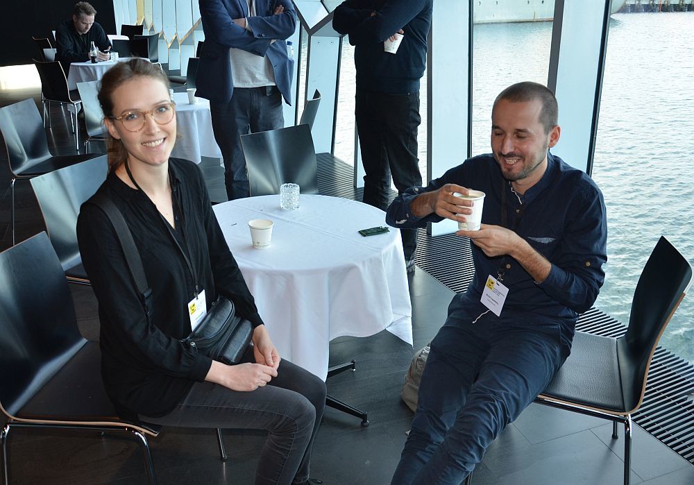 Gestir fengu tækifæri til þess að fá sér kaffi milli fyrirlestra.