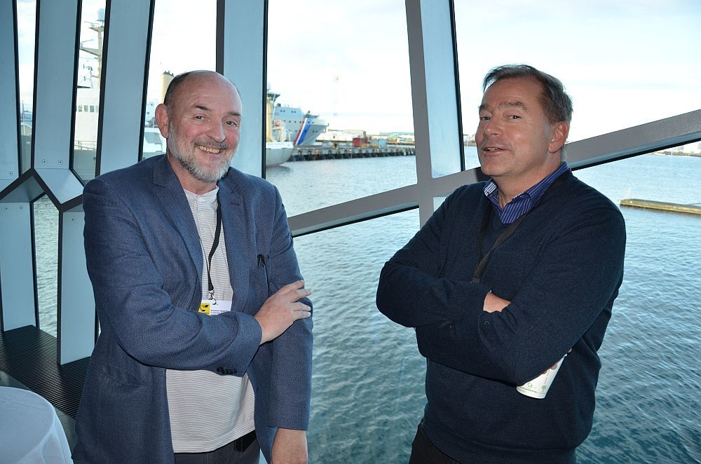 Gestir fengu tækifæri til þess að fá sér kaffi milli fyrirlestra.