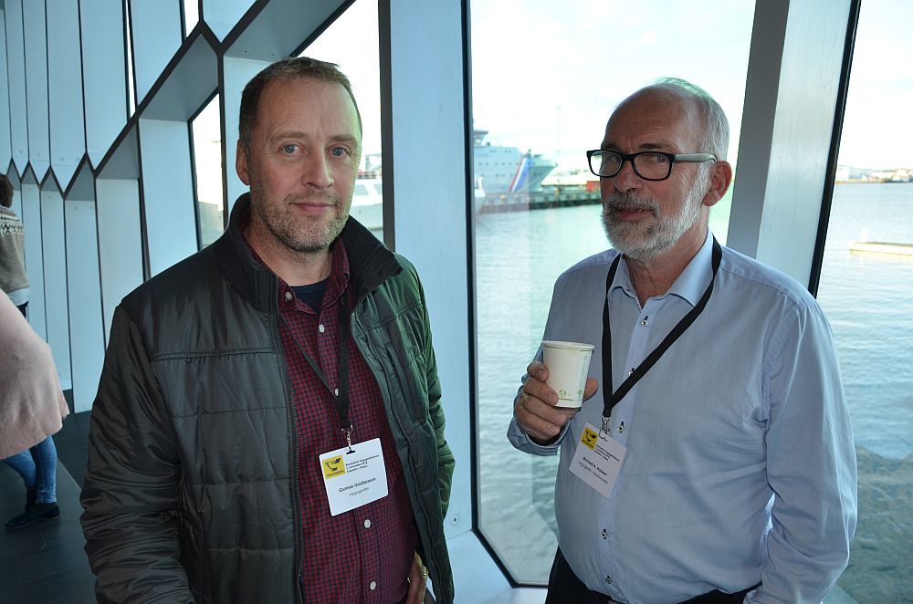 Gestir fengu tækifæri til þess að fá sér kaffi milli fyrirlestra.