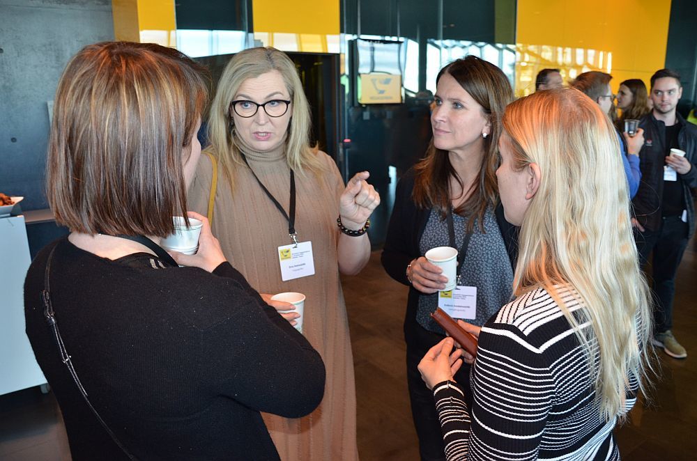 Gestir fengu tækifæri til þess að fá sér kaffi milli fyrirlestra.