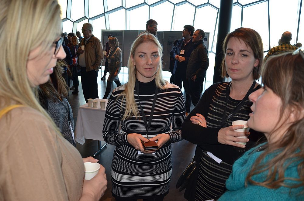 Gestir fengu tækifæri til þess að fá sér kaffi milli fyrirlestra.