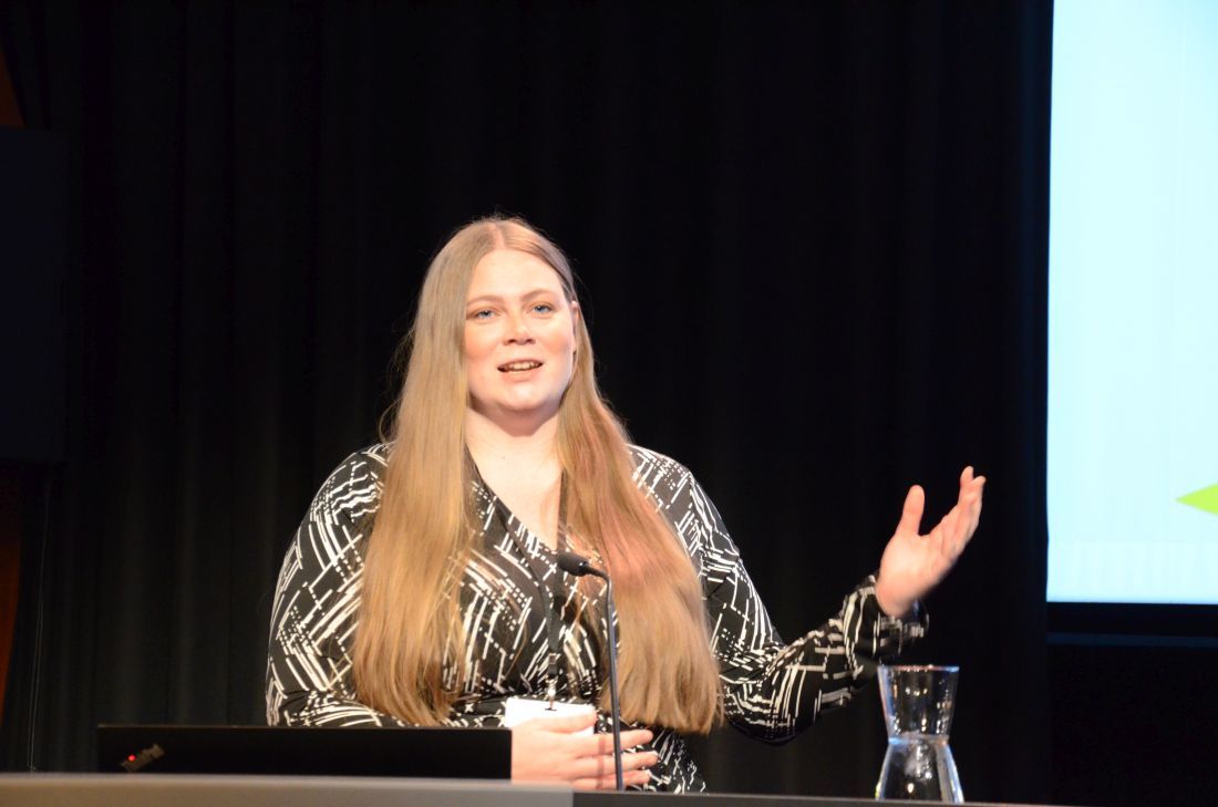 Björk Úlfarsdóttir, umhverfis-, gæða- og nýsköpunarstjóri Colas Ísland, flutti erindið Aukið hlutfall á endurunnu malbiki í ný slitlög.
