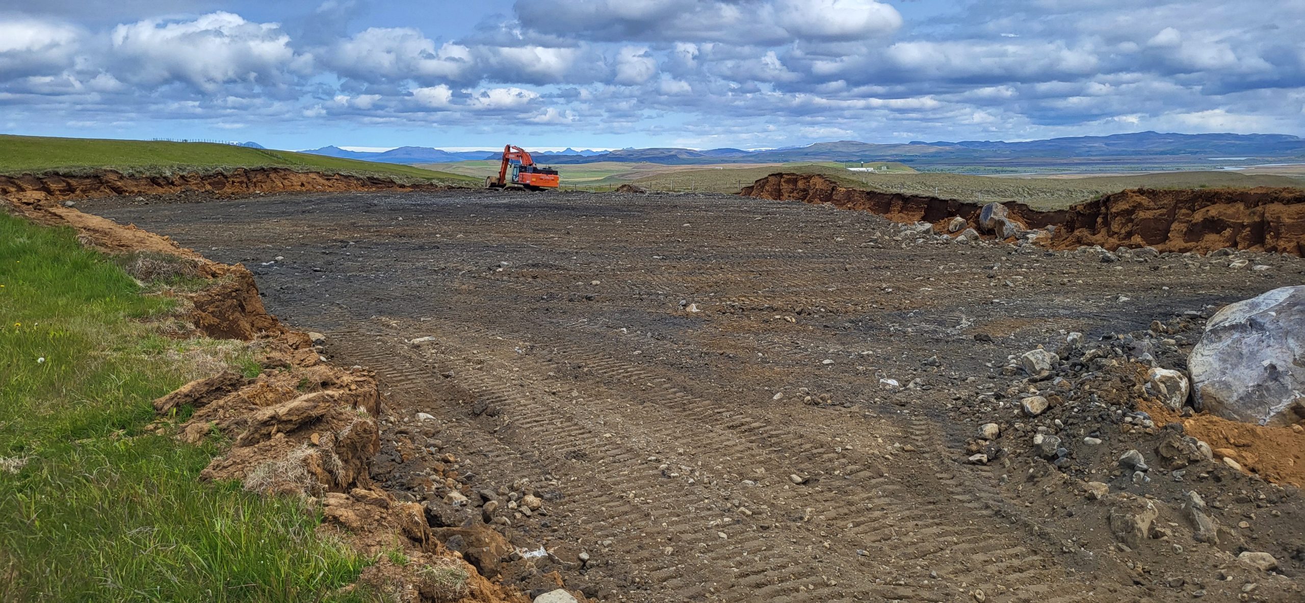 Búið var að gera klárt fyrir efnisvinnslu í byrjun júní.