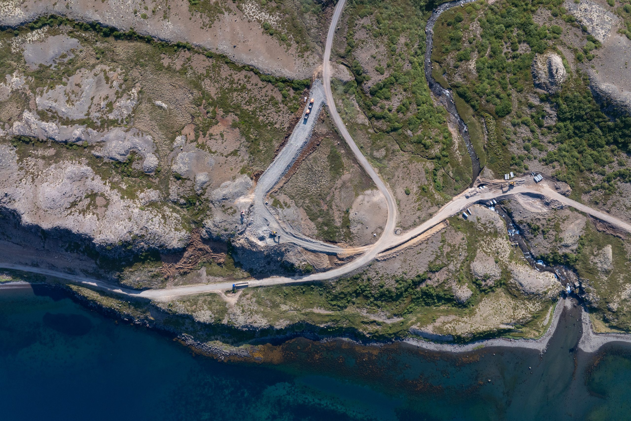 Vegavinna í Dynjandisvogi fyrr í sumar.