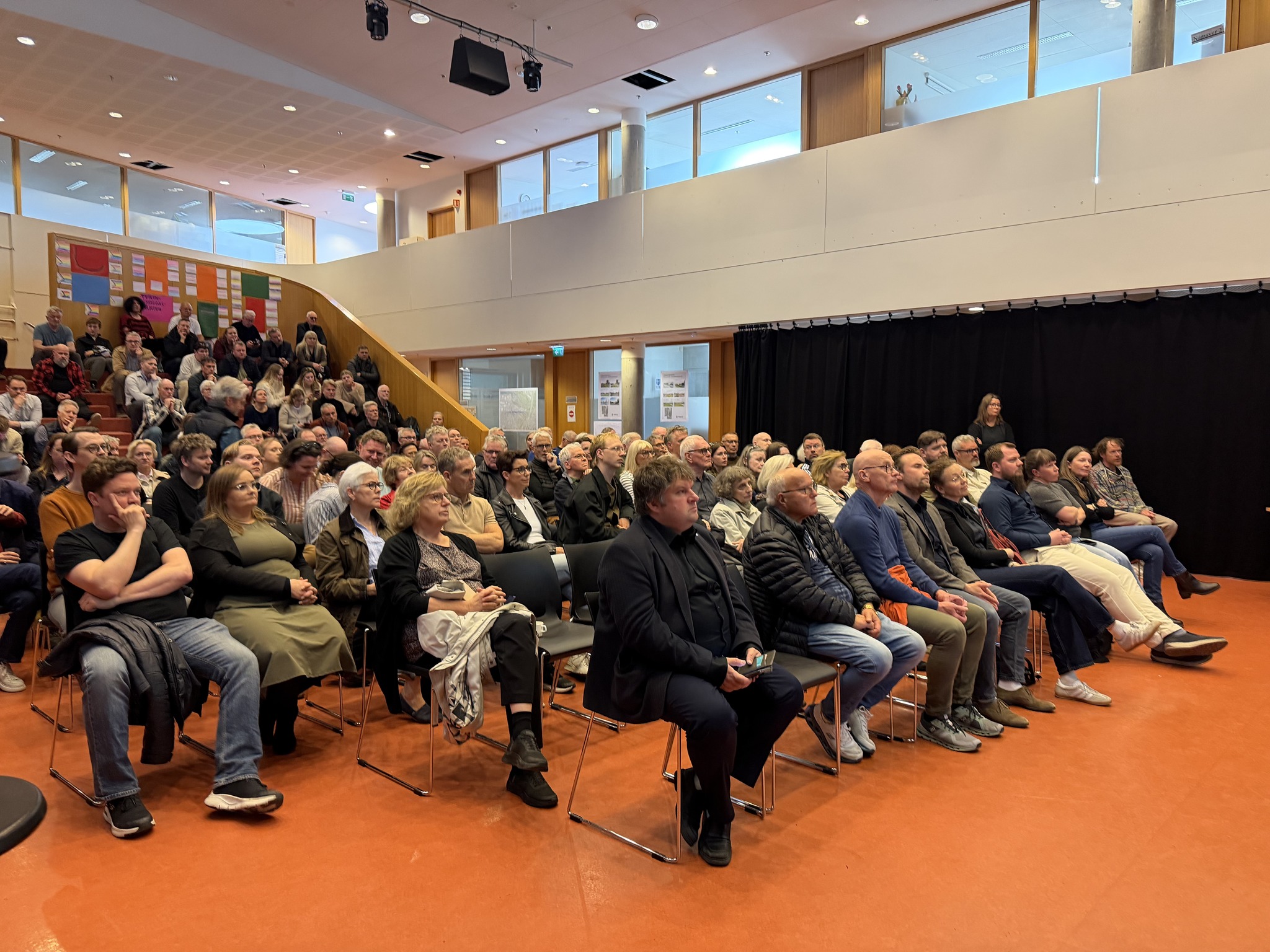 Opinn kynningarfundur vegna Sæbrautarstokks í Vogaskóla 1. júní 2026.