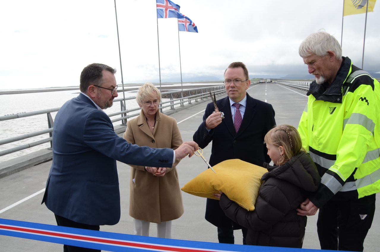 Allt klárt til klippingar