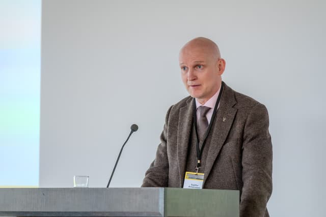 Eyjólfur Ármannsson innviðaráðherra.
