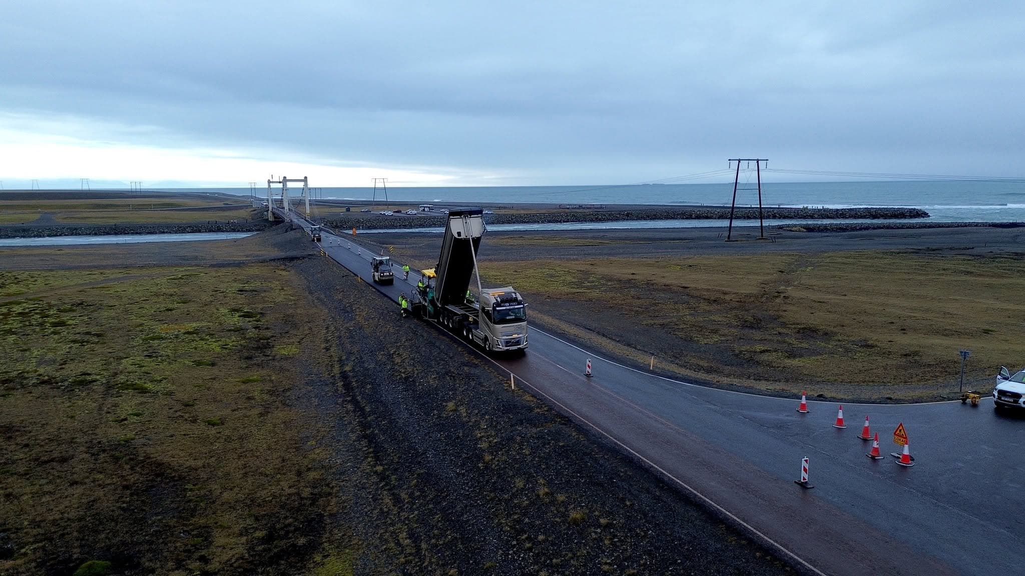 Myndina tók Hallvarður Vignisson, Hnit, fyrir Colas