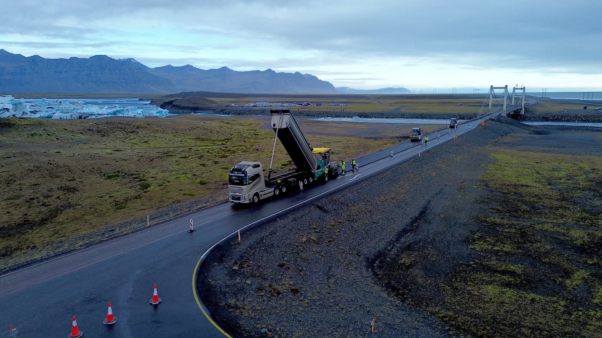 Myndina tók Hallvarður Vignisson, Hnit, fyrir Colas
