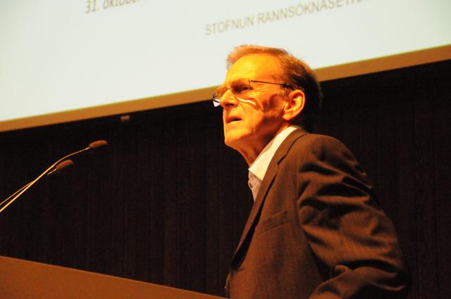 Rögnvaldur Ólafsson
