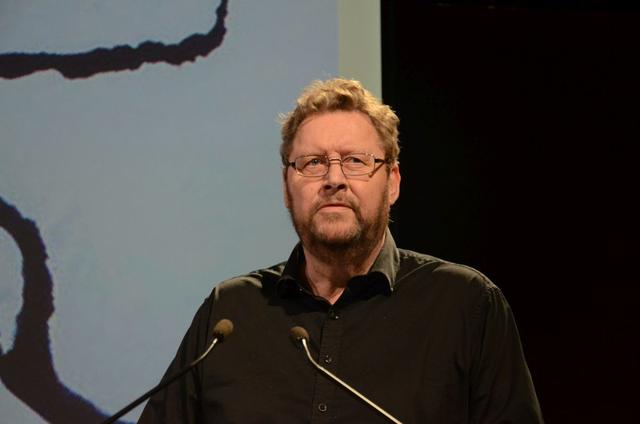 Jón Magnússon sérfræðingur á framkvæmdadeild Vegagerðarinnar fjallaði um viðhald bundinna slitlaga.