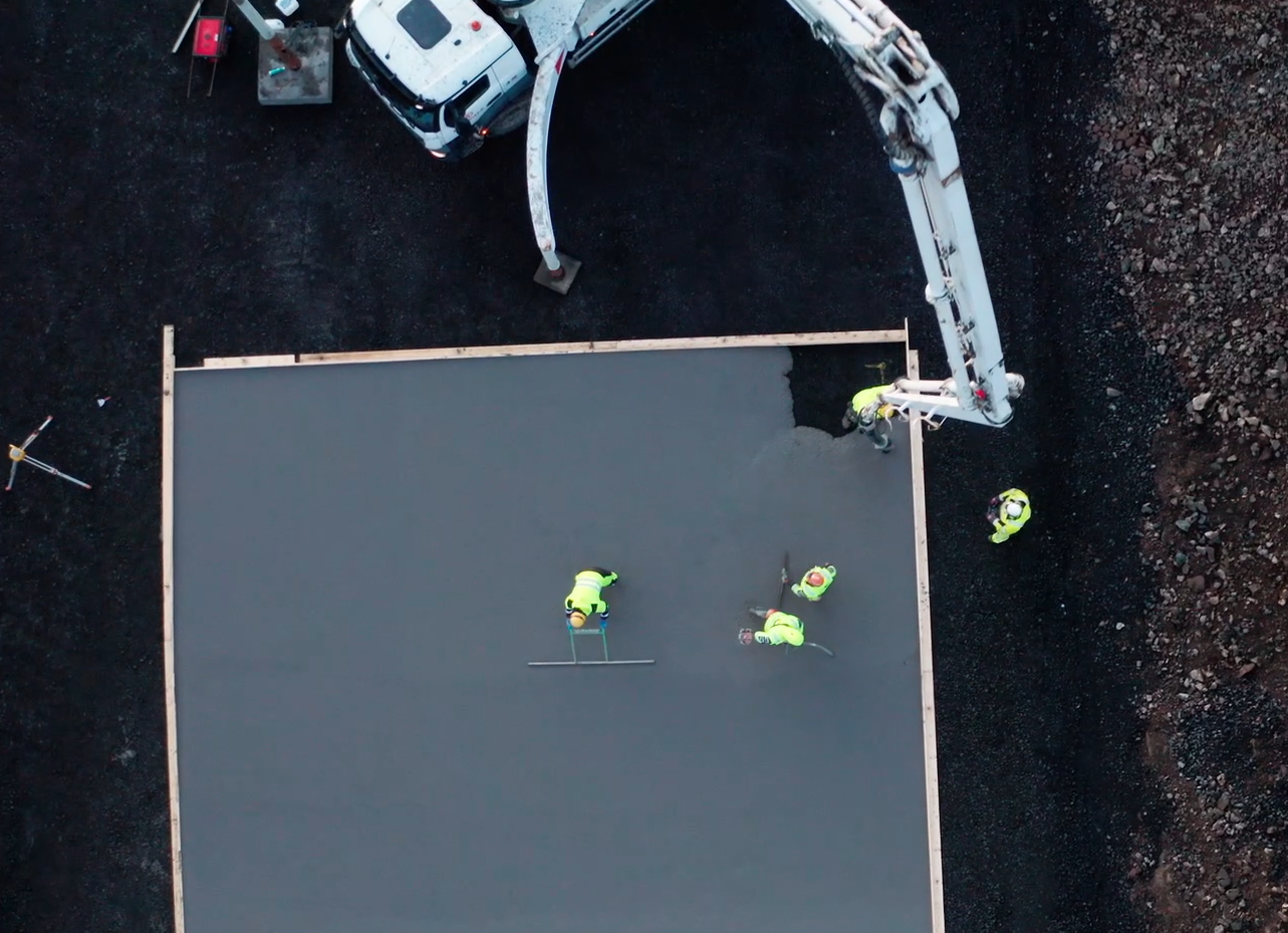 Steypuvinna í Efri_Laugardælaeyju í desember 2025. 