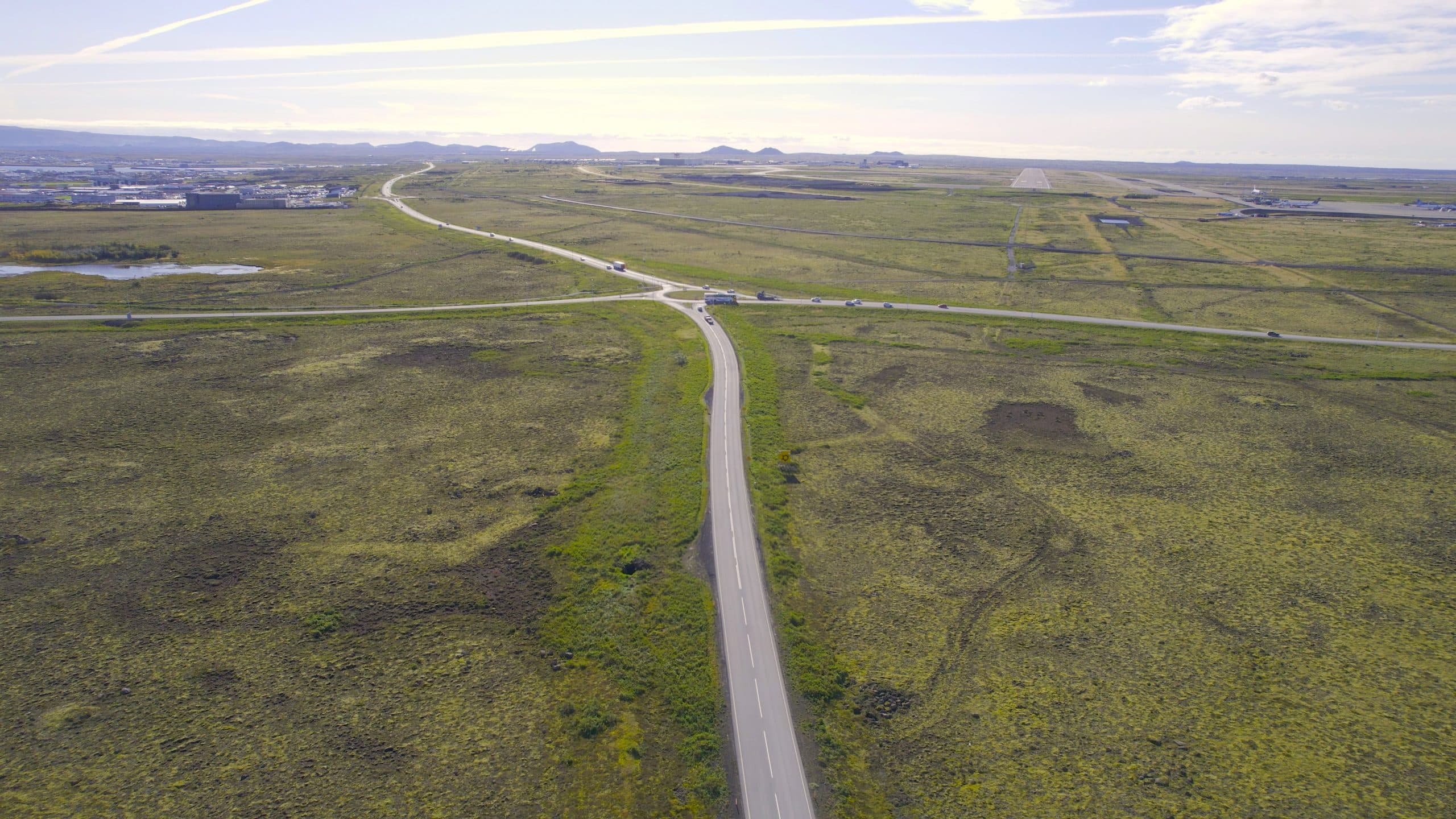 Reykjanesbraut til suðurs.