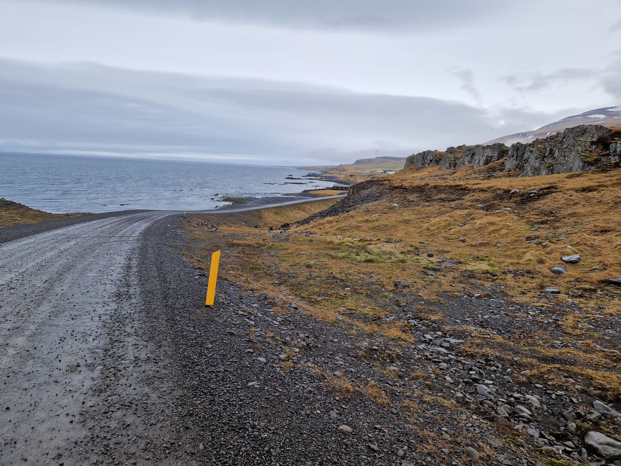 Vatnsnesvegur.