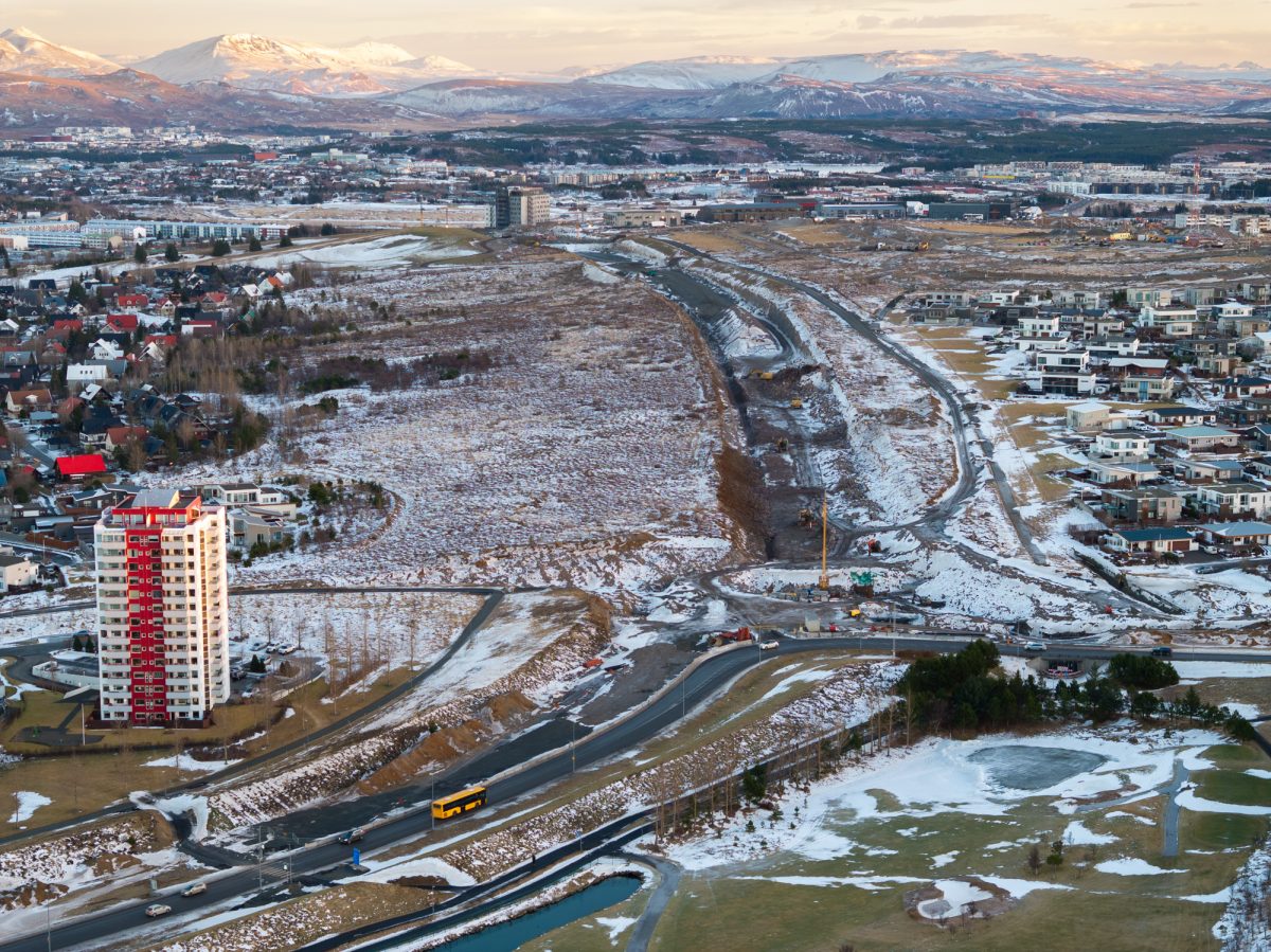 Hér sést móta fyrir nýjum Arnarnesvegi.