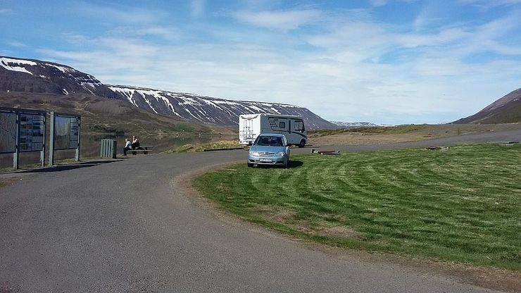 Áningarstaður við Ljósavatn